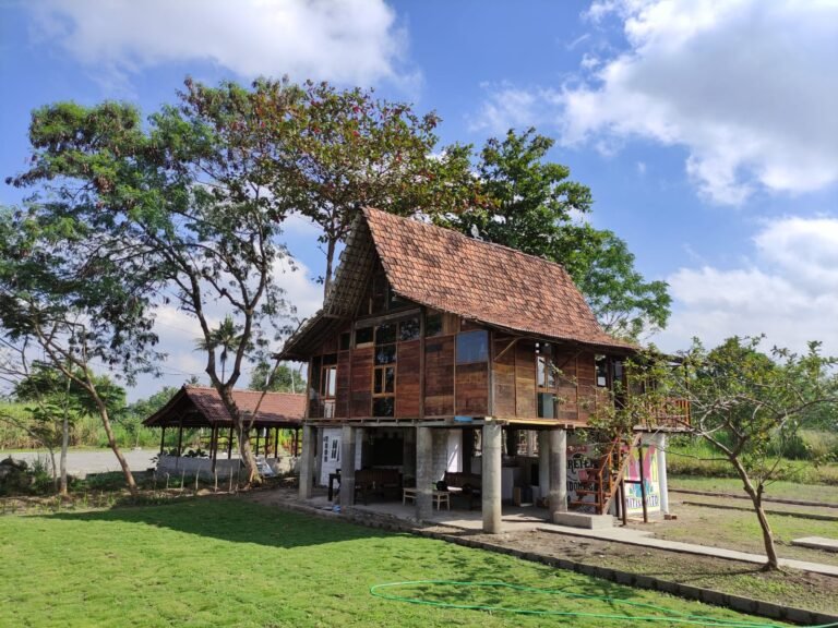 Dari Klinik Buku ke Komunitas Bahagia